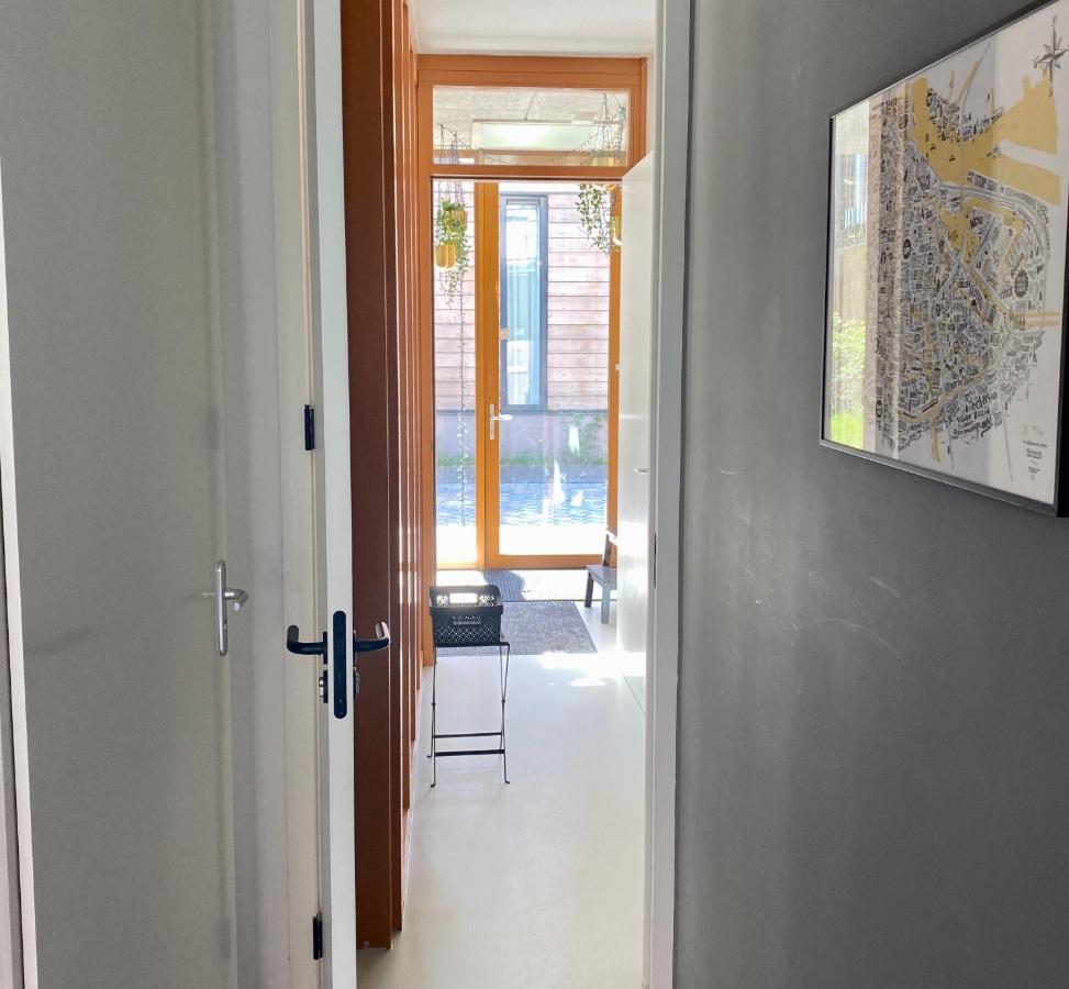 Private Studio With Free Car Parking Amsterdam Extérieur photo