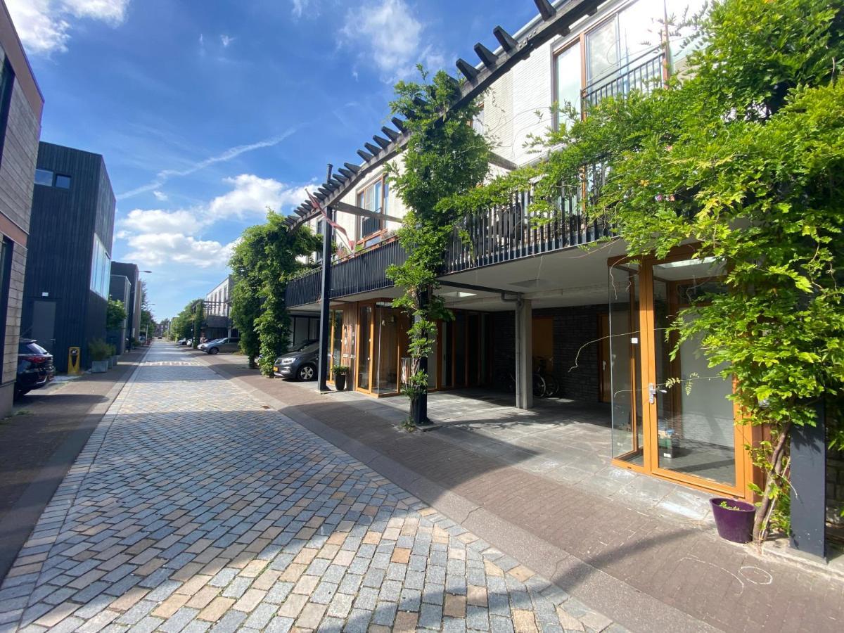 Private Studio With Free Car Parking Amsterdam Extérieur photo